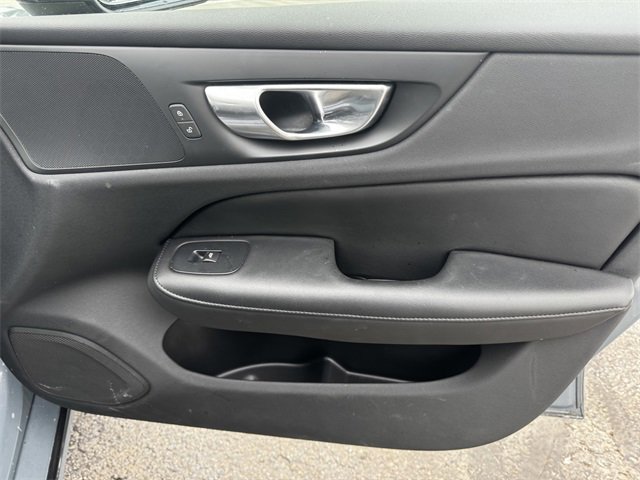 Used 2024 Volvo S60 B5 Plus image 13