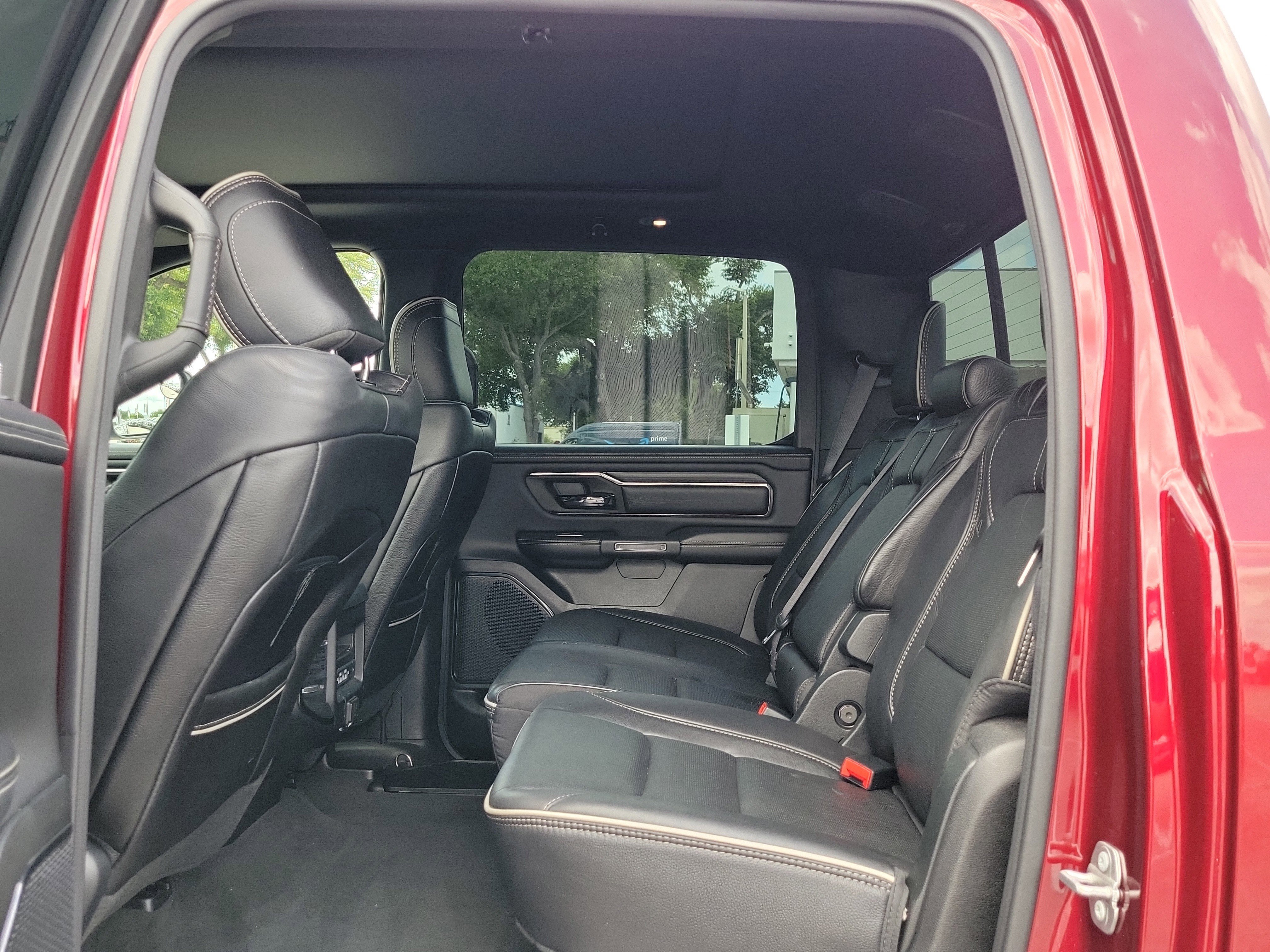 Used 2022 RAM 1500 Limited AWD/4WD image 12