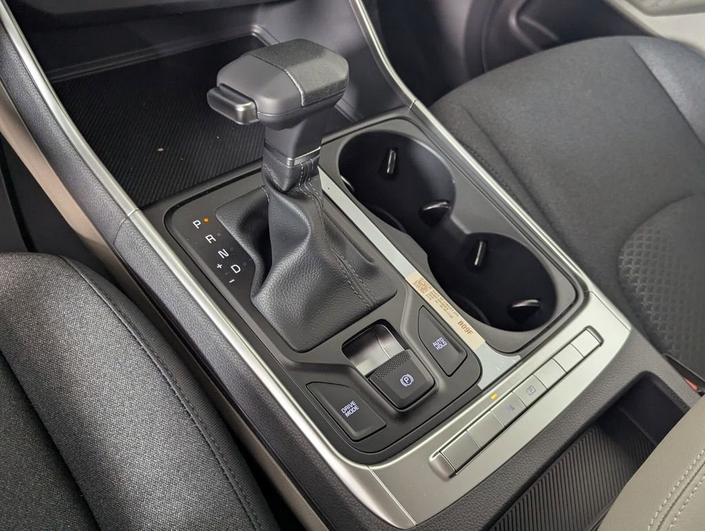 New 2026 Kia Carnival LX FWD image 21