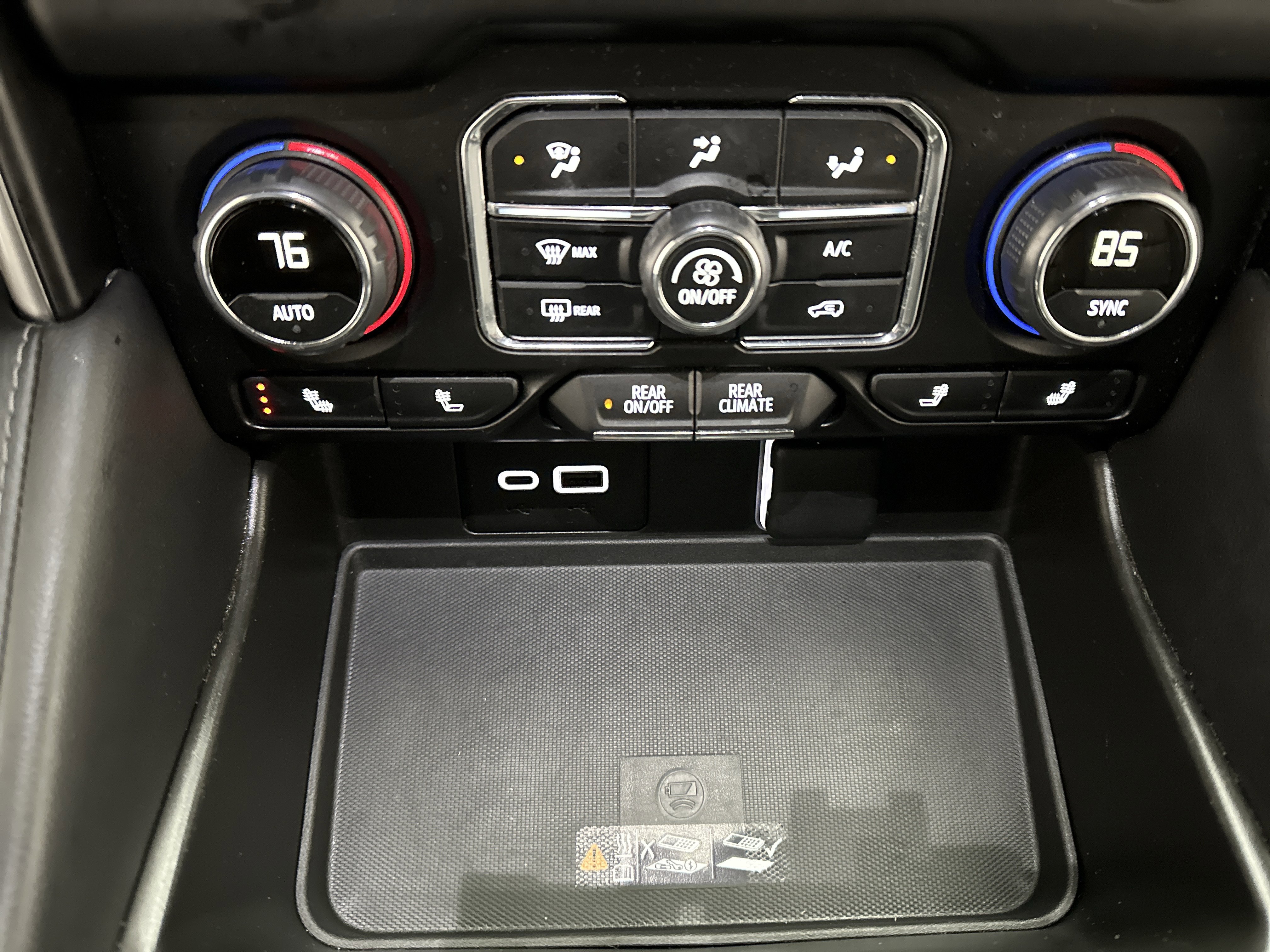 Used 2024 Chevrolet Tahoe LT image 37