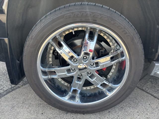 Used 2015 Chevrolet Tahoe LTZ image 12