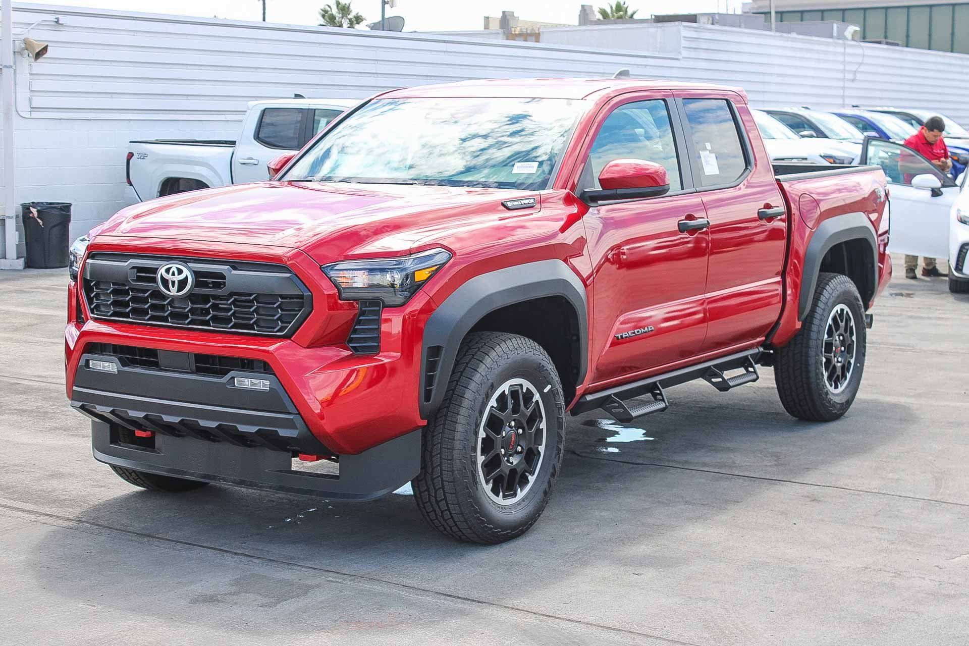New 2025 Toyota Tacoma TRD Off-Road image 3