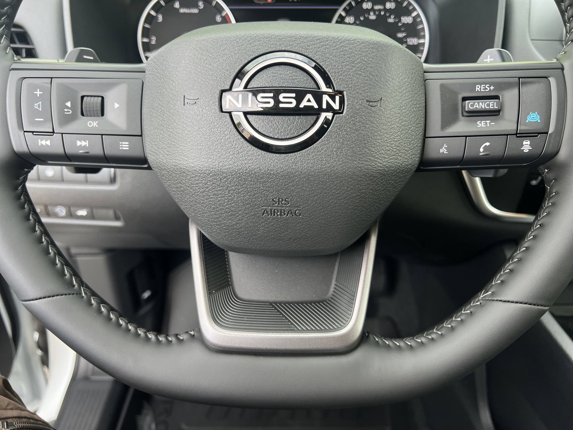 New 2026 Nissan Rogue Dark Armor FWD image 8