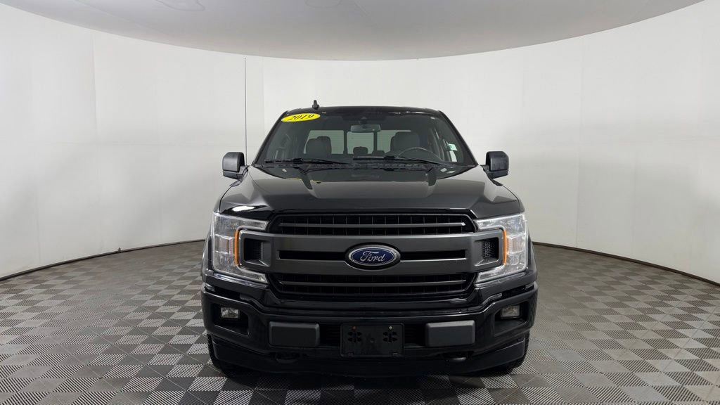 Used 2019 Ford F150 XLT w/ Equipment Group 302A Luxury AWD/4WD image 2