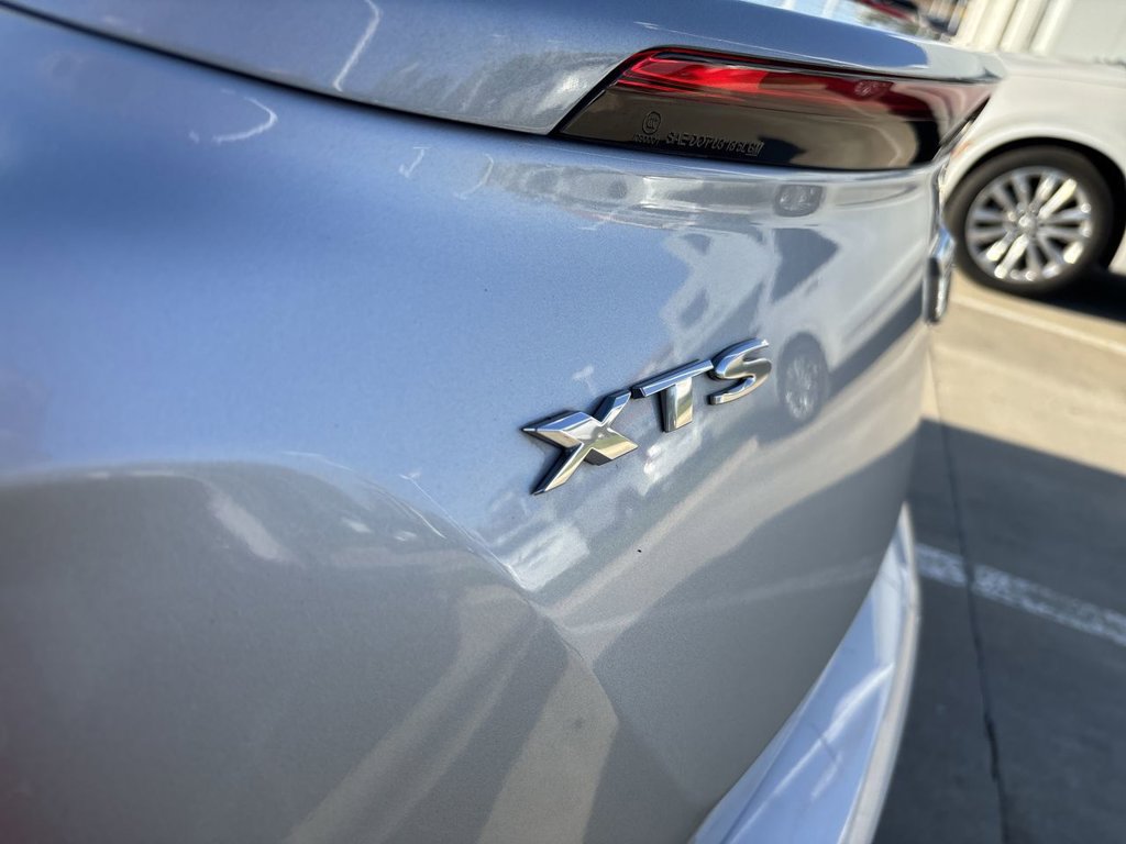 Certified 2019 Cadillac XTS FWD image 35