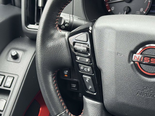 Used 2025 Nissan Frontier PRO-4X AWD/4WD image 24