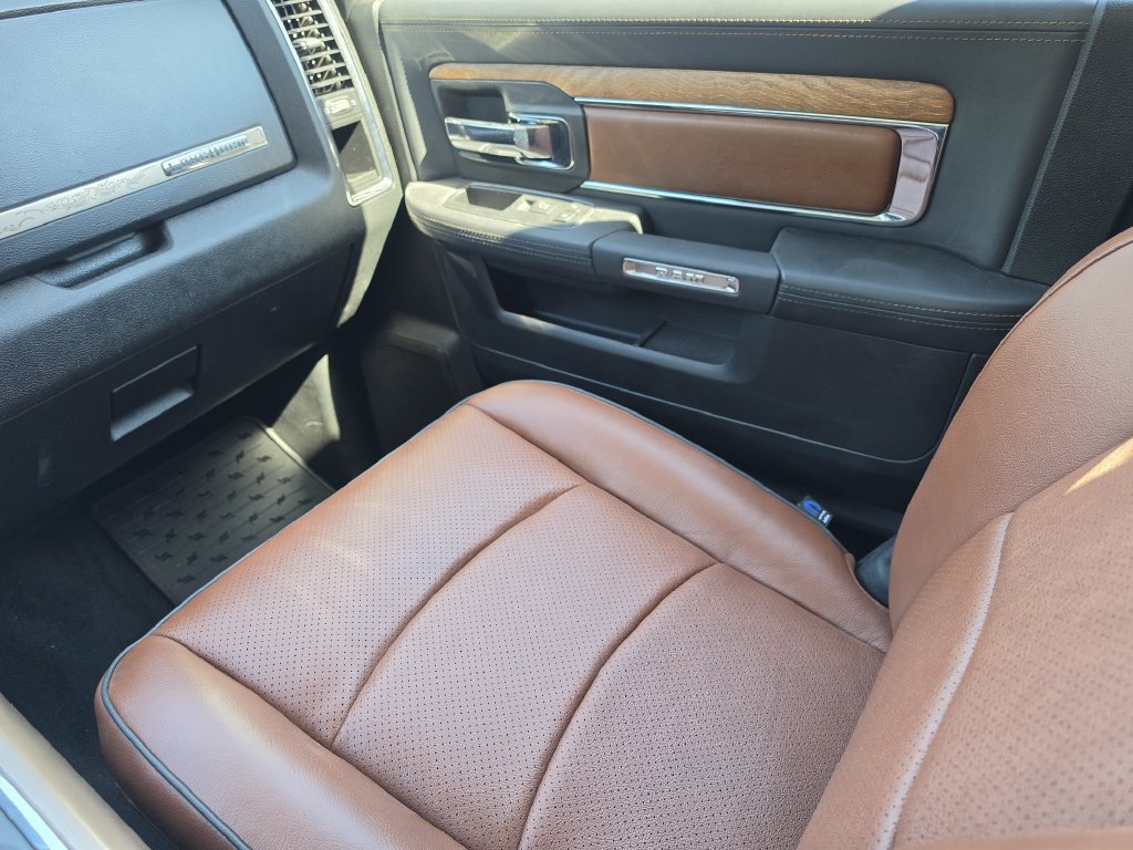 Used 2016 RAM 2500 Longhorn w/ Convenience Group AWD/4WD image 16