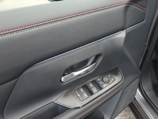 New 2027 Nissan Kicks SR w/ SR Premium Package FWD image 10