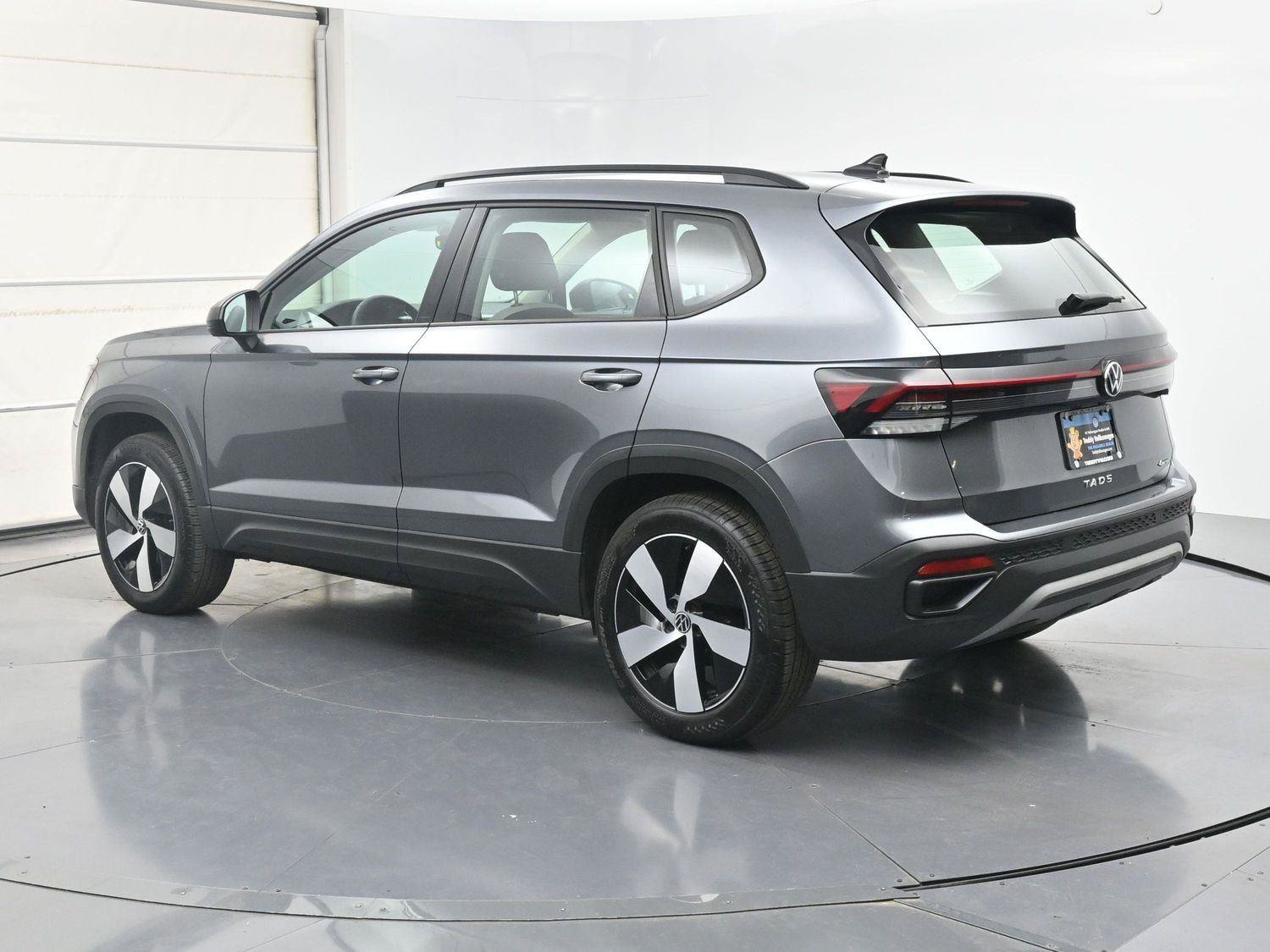 Certified 2025 Volkswagen Taos S AWD/4WD image 23