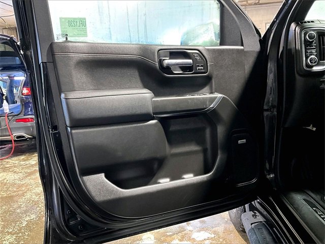 Used 2022 GMC Sierra 1500 AT4 w/ AT4 Premium Package image 19