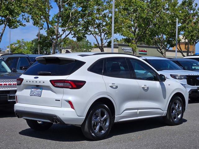 Certified 2023 Ford Escape ST-Line Select w/ Tech Pack #2 AWD/4WD image 7