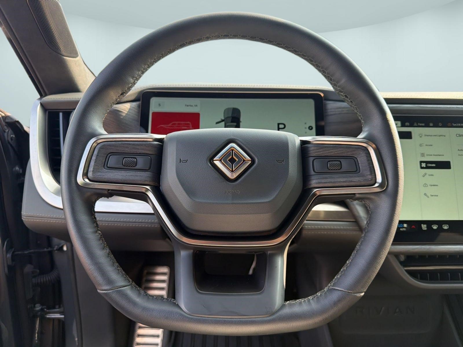 Used 2024 Rivian R1S Adventure AWD/4WD image 11