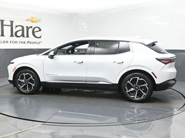 New 2025 Chevrolet Equinox EV LT image 30