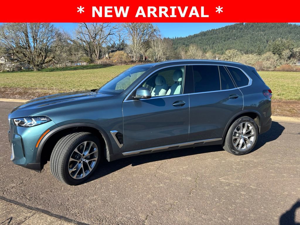 Used 2025 BMW X5 xDrive40i w/ Premium Package AWD/4WD image 21