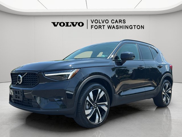 Certified 2024 Volvo XC40 B5 Ultimate w/ Protection Package Premier