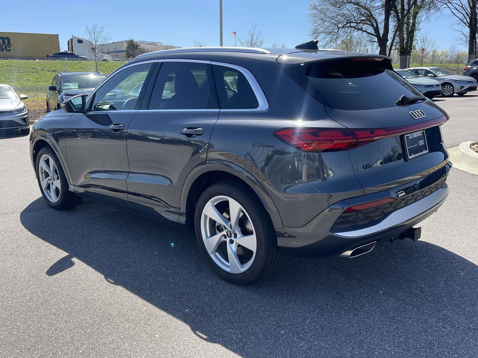 Certified 2025 Audi Q5 Prestige image 4