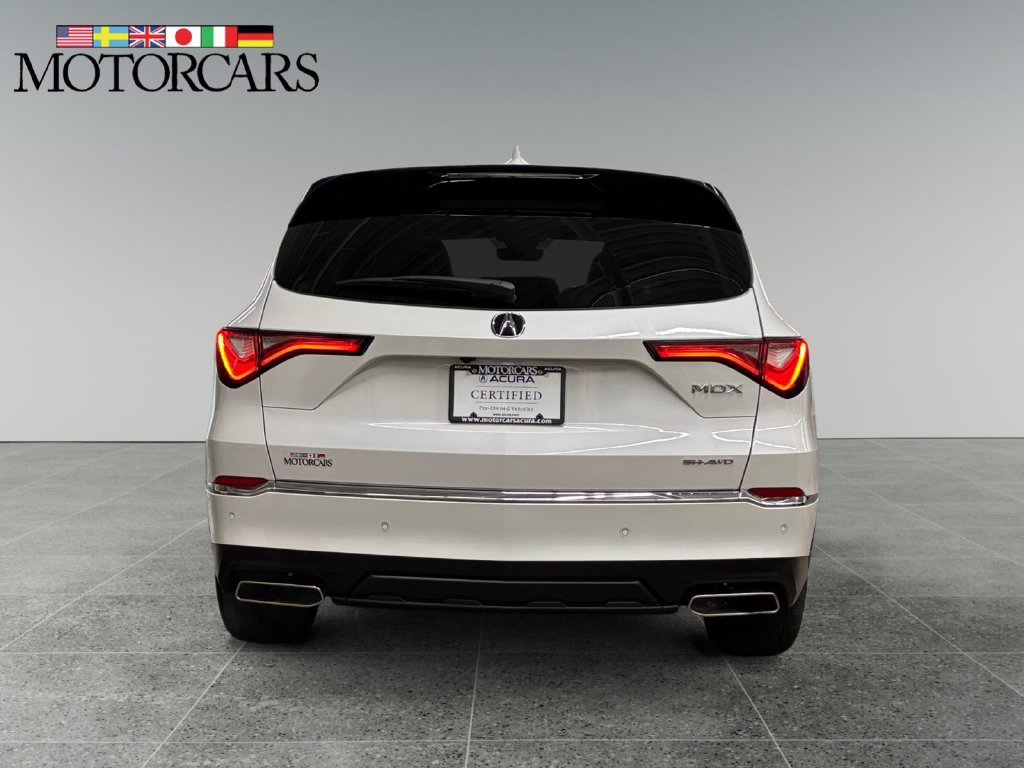 Certified 2024 Acura MDX w/ Technology Package AWD/4WD image 4