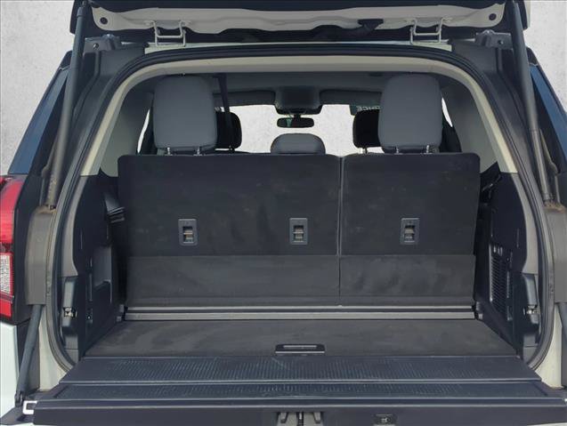 Used 2025 Ford Expedition Active RWD image 8
