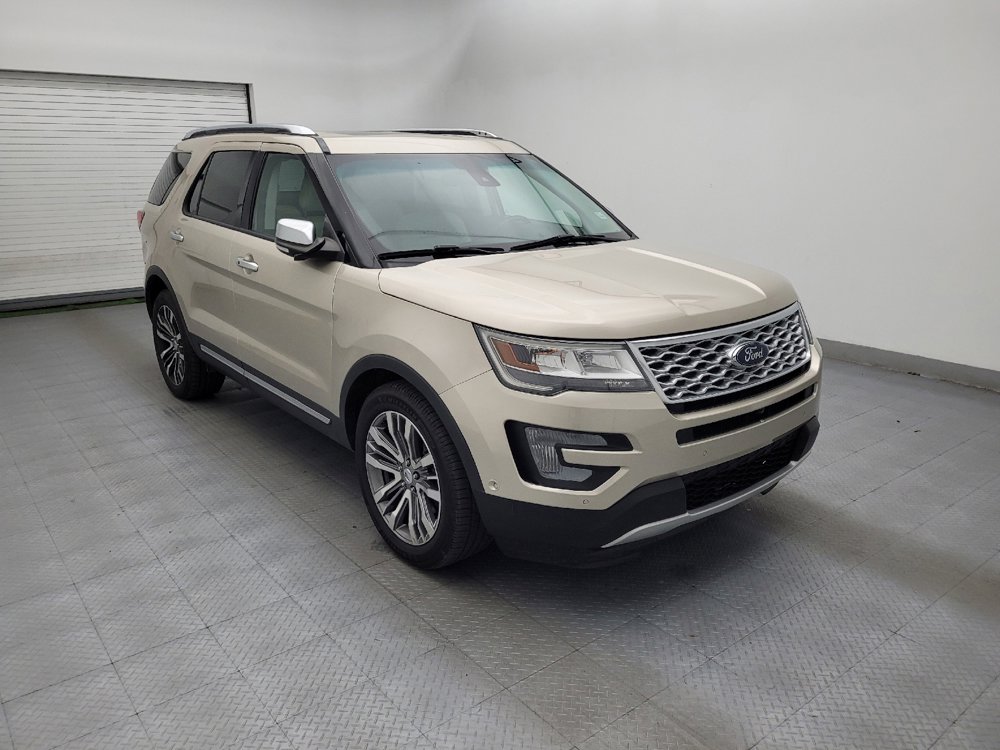 Used 2017 Ford Explorer Platinum AWD/4WD image 13