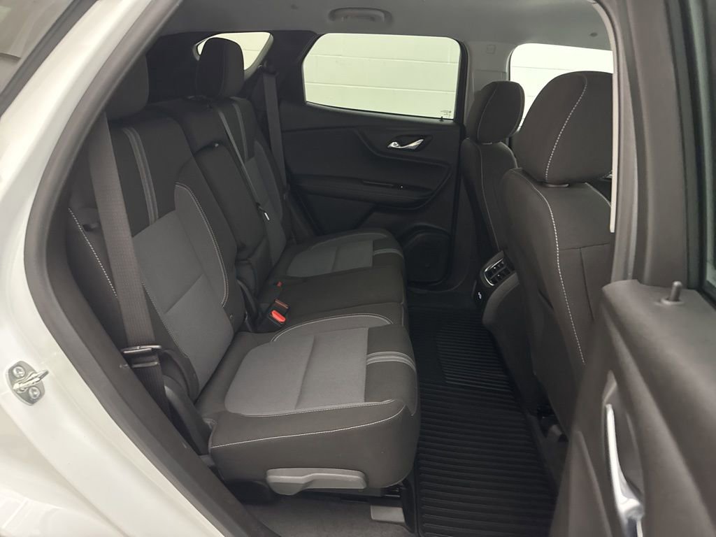 Used 2024 Chevrolet Blazer LT w/ Convenience Package image 44