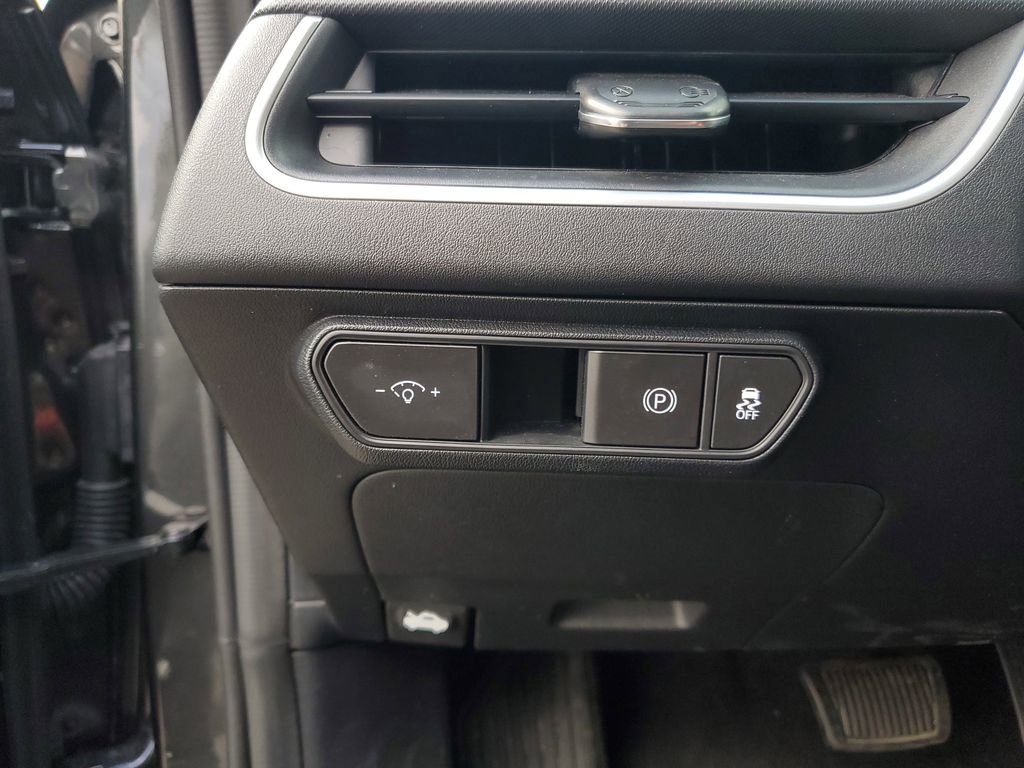 Used 2025 Kia K4 FWD image 14
