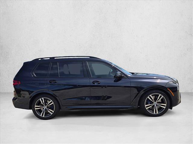 Certified 2024 BMW X7 xDrive40i w/ M Sport Package AWD/4WD image 4