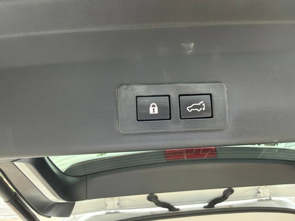 Used 2025 Subaru Ascent Limited AWD/4WD image 7