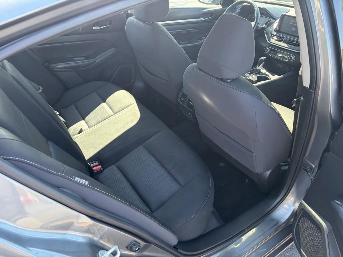 Used 2019 Nissan Altima 2.5 SV FWD image 21