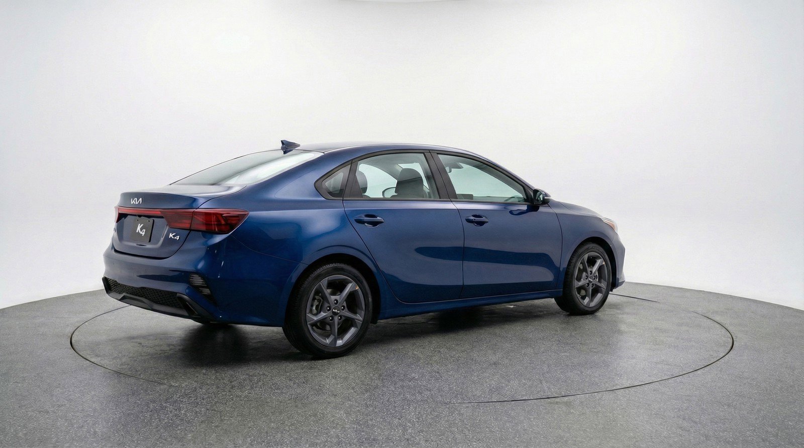 Used 2025 Kia K4 LXS image 9