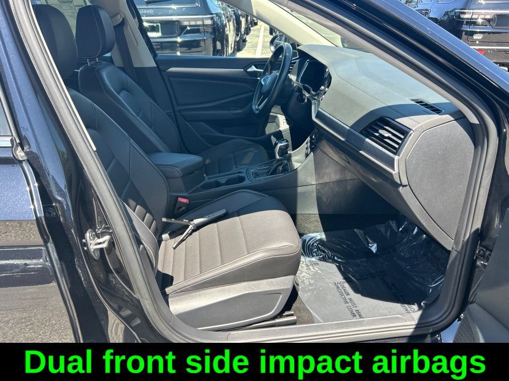 Used 2024 Volkswagen Jetta SE FWD image 21