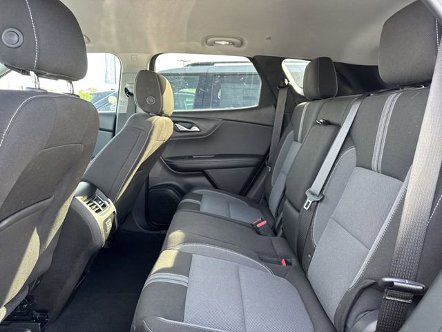 Used 2025 Chevrolet Blazer LT AWD/4WD image 9
