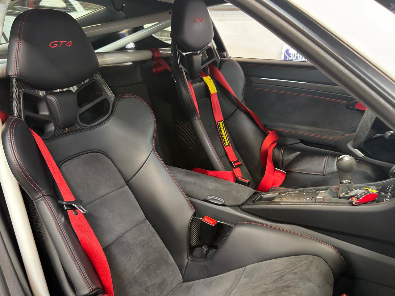 Used 2016 Porsche Cayman GT4 RWD image 33