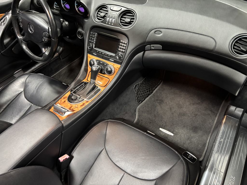 Used 2008 Mercedes-Benz SL 550 image 71