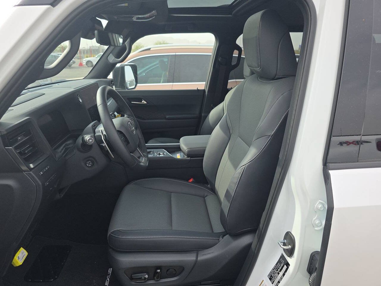 Used 2026 Lexus GX 550 w/ Cold Area Package AWD/4WD image 10
