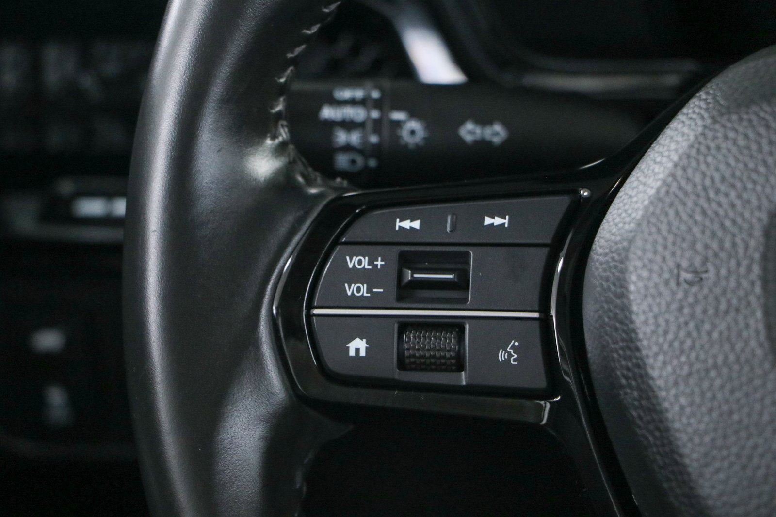 Used 2024 Honda CR-V EX-L image 13