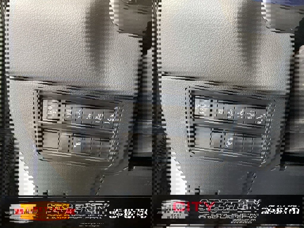 Used 2024 Toyota Tundra Limited image 14