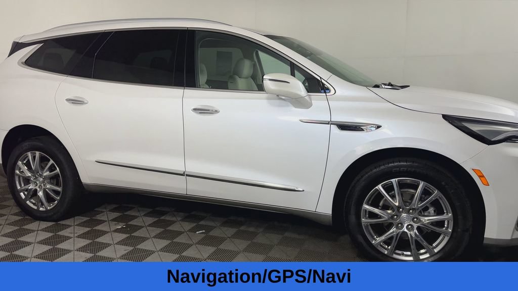 Used 2022 Buick Enclave Premium w/ Surround and Sites Package AWD/4WD image 3