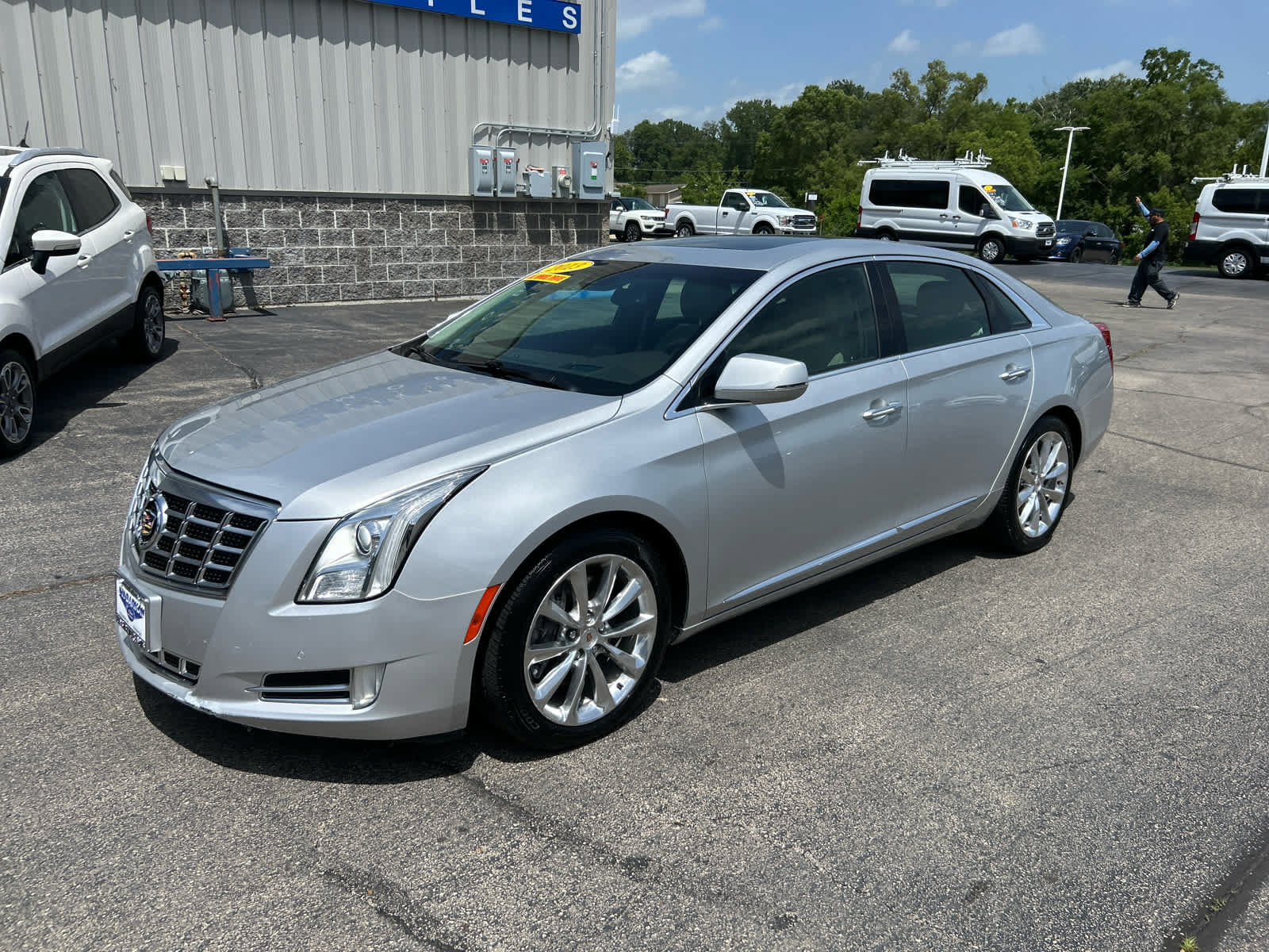 Used 2013 Cadillac XTS Premium AWD/4WD image 9