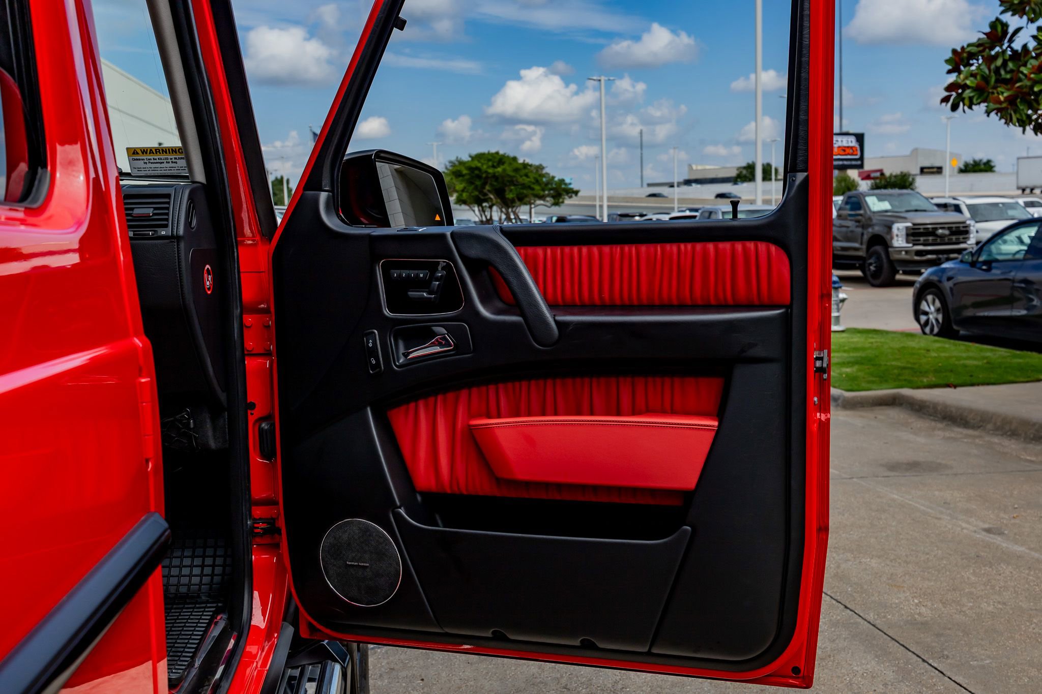 Used 2017 Mercedes-Benz G 550 image 37