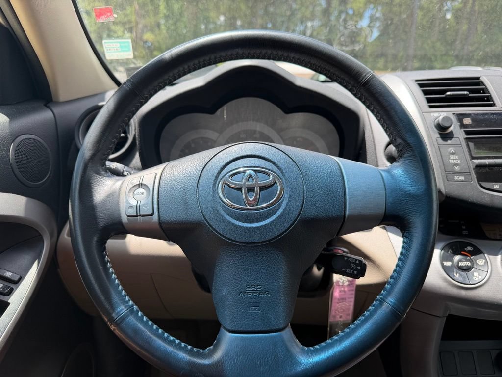 Used 2007 Toyota RAV4 Limited FWD image 12