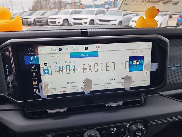 Used 2024 Jeep Wrangler Rubicon w/ Convenience Group image 38