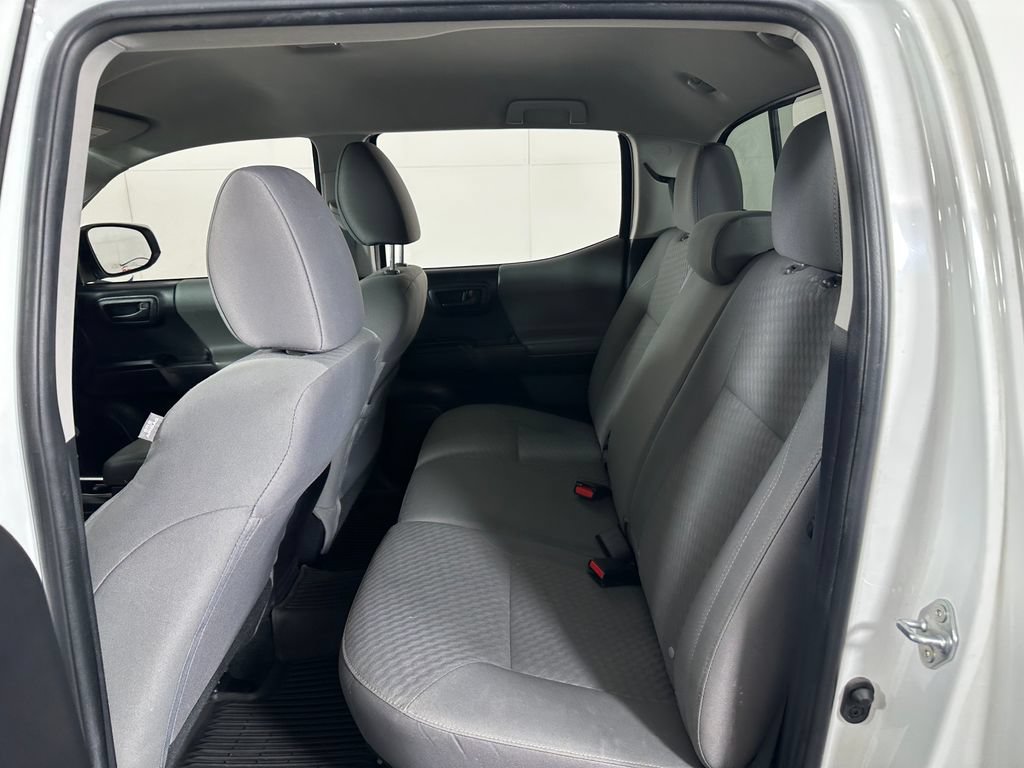Used 2022 Toyota Tacoma SR AWD/4WD image 19