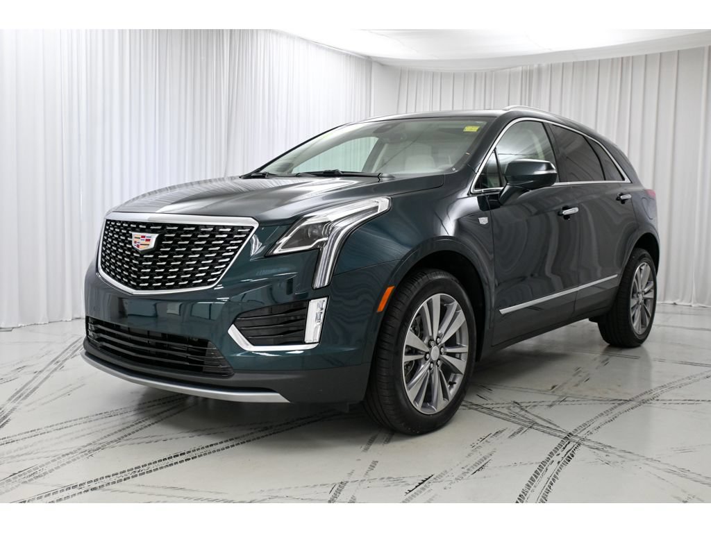 Certified 2025 Cadillac XT5 Premium Luxury AWD/4WD image 4