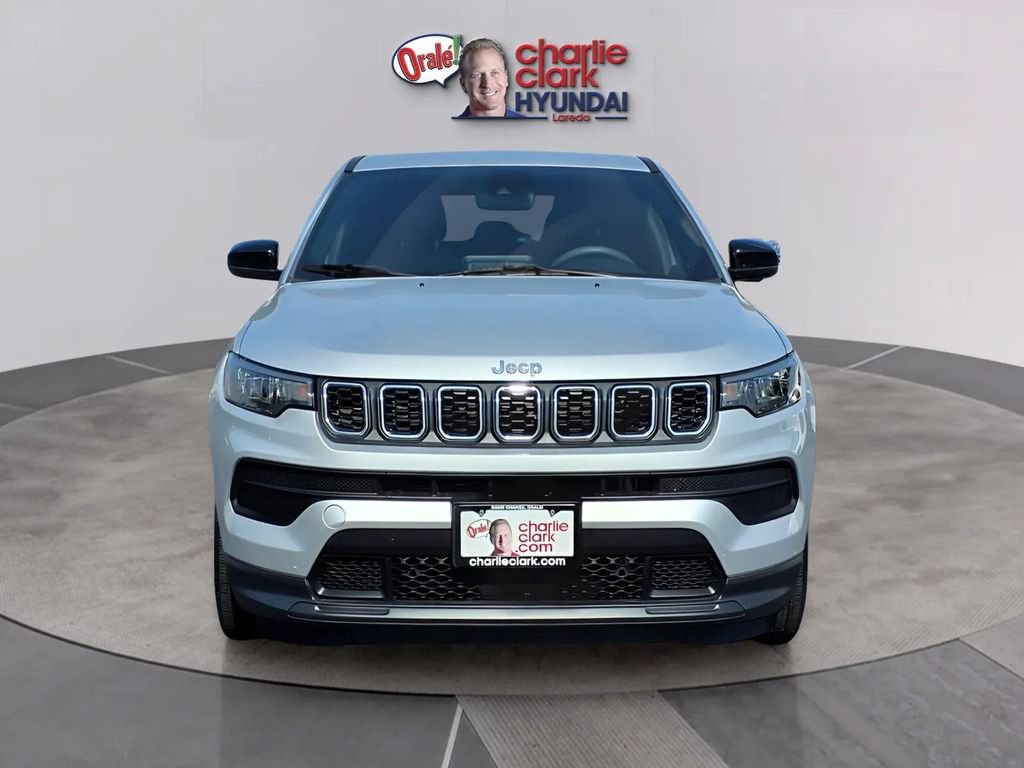 Used 2025 Jeep Compass Sport AWD/4WD image 8