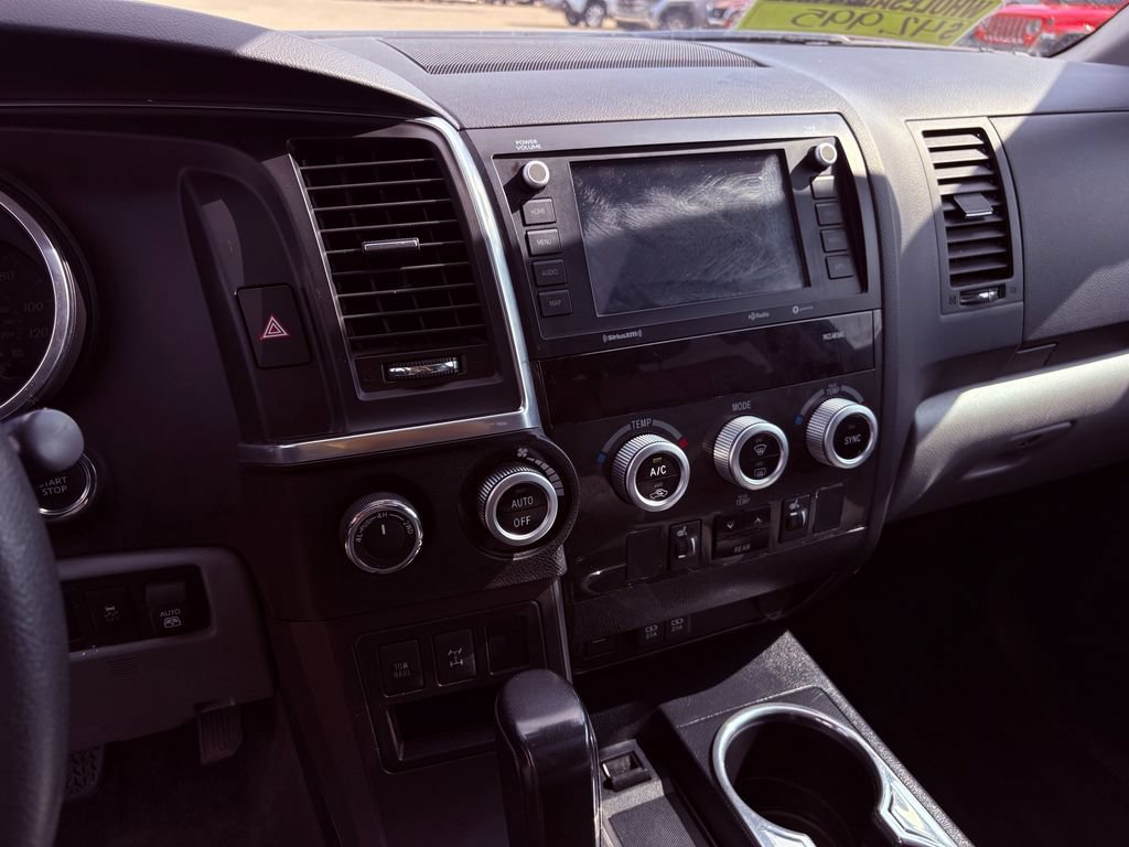 Used 2020 Toyota Sequoia Limited AWD/4WD image 19