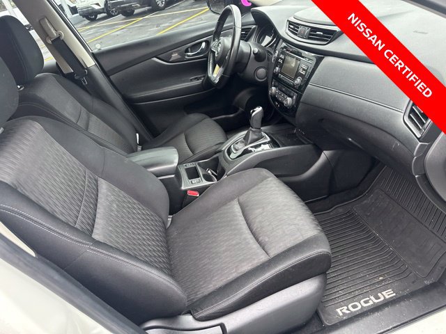 Used 2017 Nissan Rogue SV AWD/4WD image 11