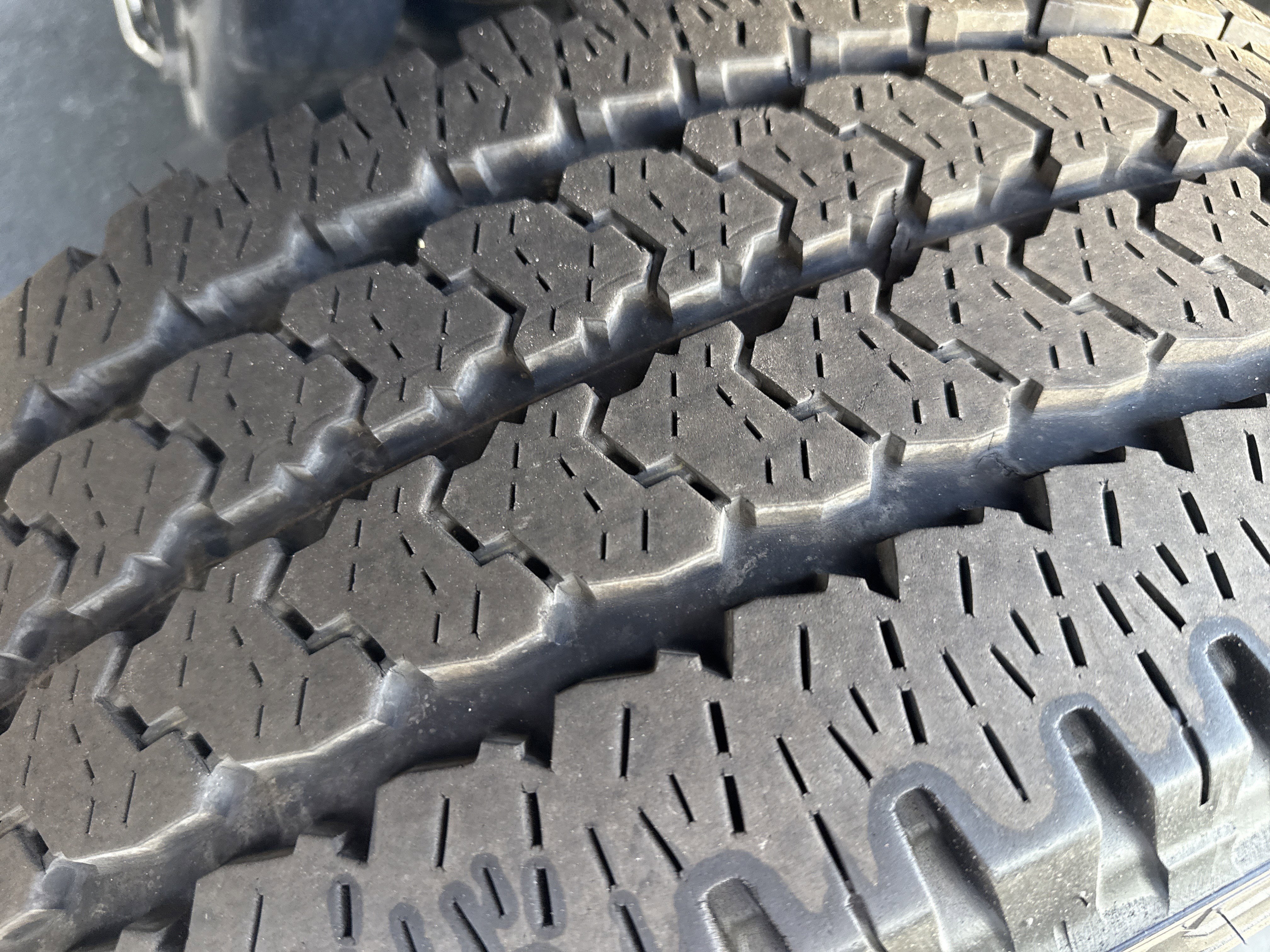 Used 2024 RAM 2500 Laramie w/ Safety Group image 44