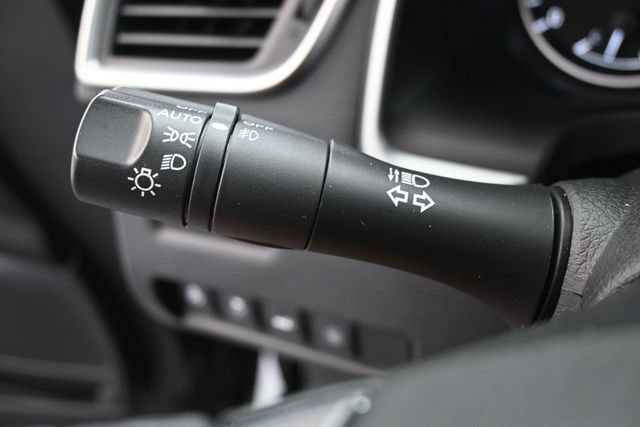 Used 2020 Nissan Murano SL w/ Moonroof Package FWD image 17