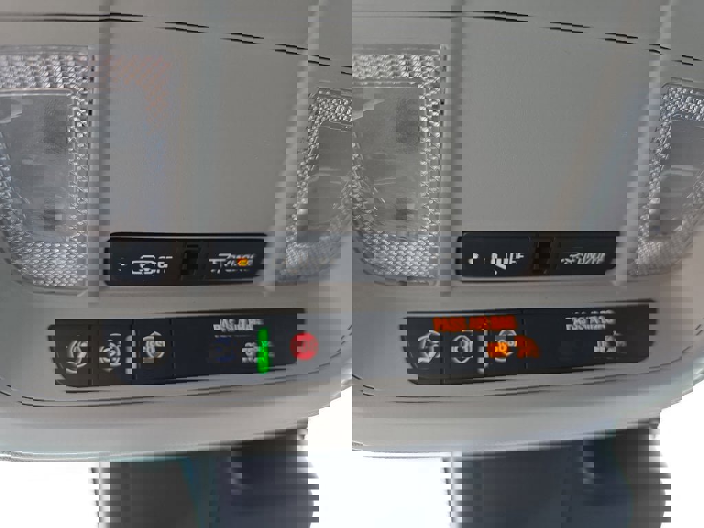 Used 2023 Chevrolet Malibu LT image 31