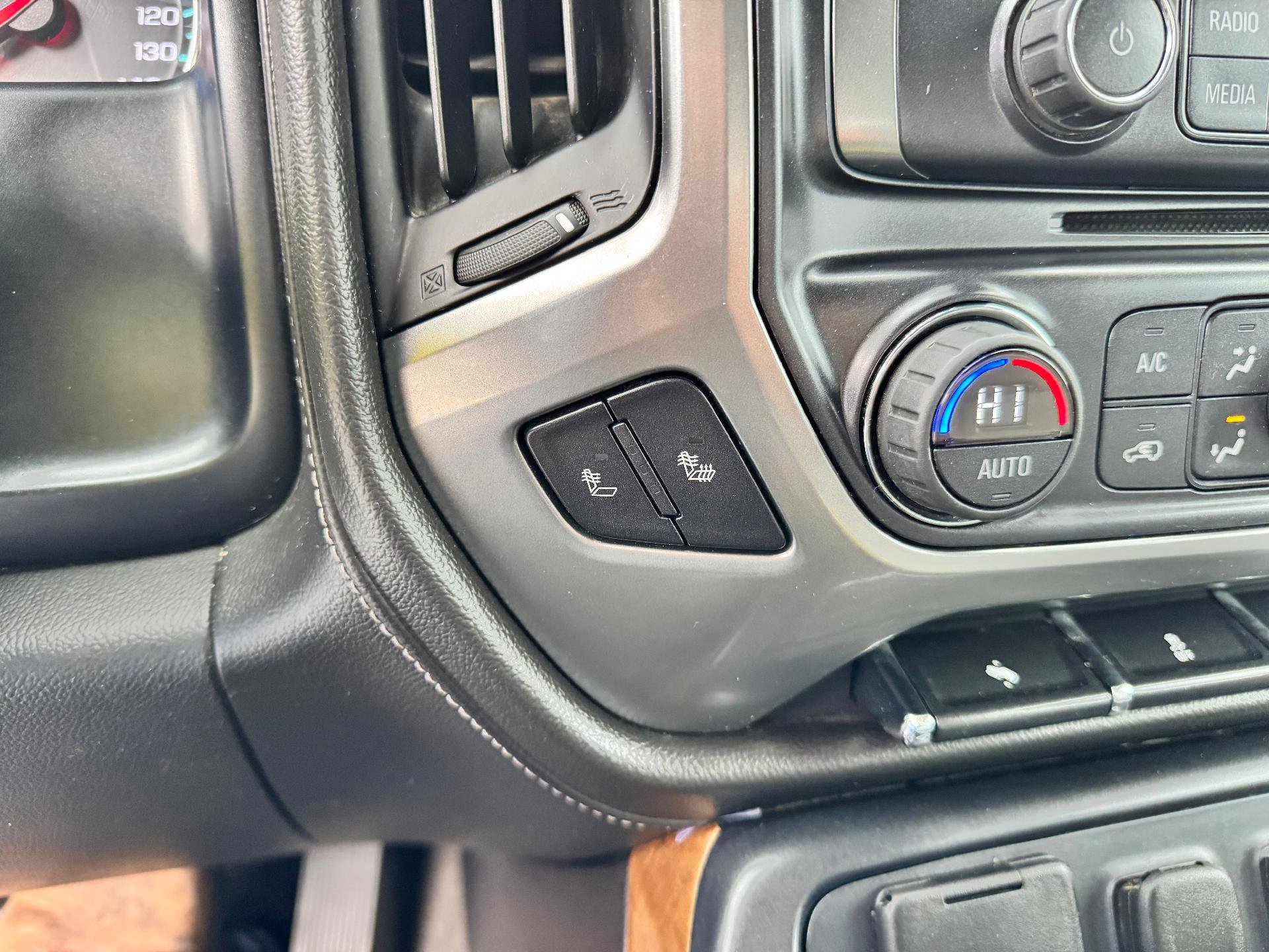 Used 2015 Chevrolet Silverado 2500 LTZ w/ LTZ Plus Package image 35